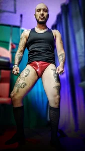 KenllyH latex red Poză 2