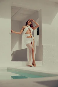 AmmyScott elegant in blue and white Pic 6