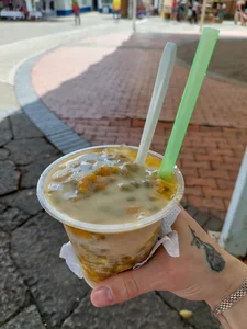 LiamCossio_のcocktails, landscapes, food, and much more.の 3枚の写真