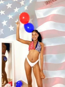 Explosive and Naked for freedom 🔥🍑🤤 od SASHA_BROWNIE__  2 snímek