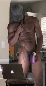 blackforsquirt@xh Public Pic 2