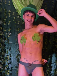 JoshClaarktt Happy Saint Patrick's Day 🍀💰🌈 Billede 2
