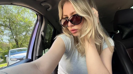 Take a closer look at me od BlondeBun  4 snímek