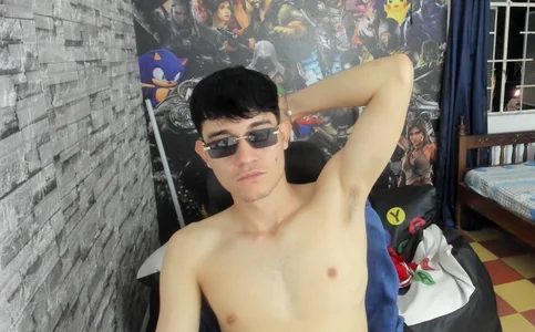 jay_orange Public صورة واحدة|jay_orange Public صورتان|jay_orange Public  5 صور|jay_orange Public  5 صورة