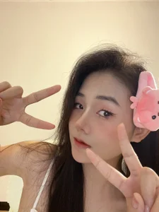 Miss-nian10 Public Immagine 