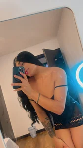 lucianaglow_ 💋 Foto 2