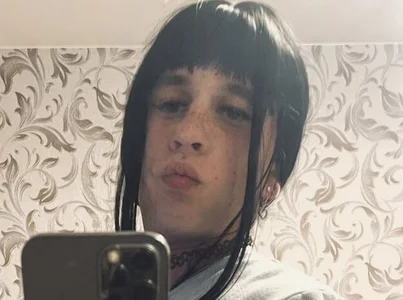 Alina_Cxntury Public Pic 3