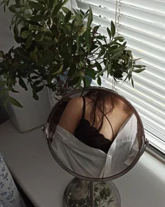 lau_ra_queen kullanıcısının me💕 albümü -  2 fotoğraf