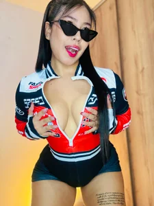 EmmaRossem ❤️‍🔥🥵 Foto 2