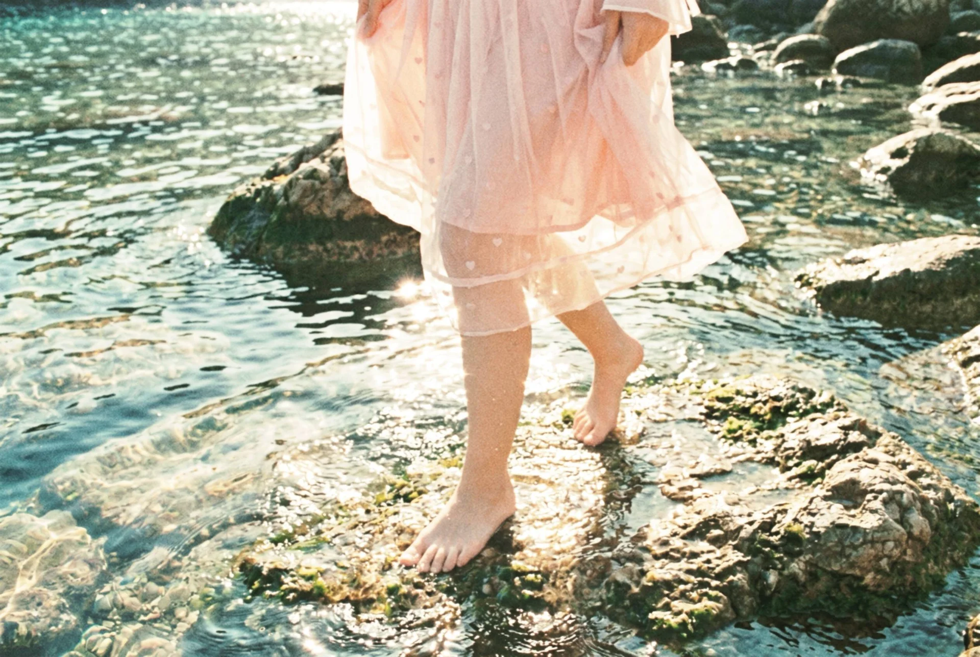 effy_dollie 🌿🏔🦋🌊☁️ Pic 3