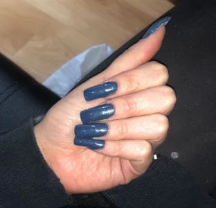 Alirawrzのnails fetishの 4枚の写真