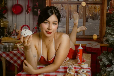 Christmas Seduction 🎁🔥 de CHRISTY_TEIGEN4  5 Imagens