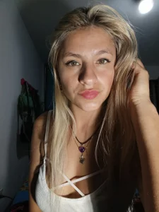 lola123xxx Public Fotka 6