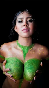 _aurora18_ Painting session❤️‍🔥 Foto 5