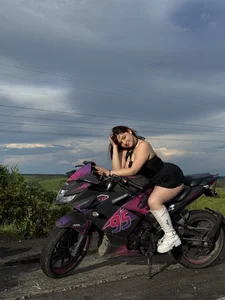meimurasaki Girl biker 🔥💘 slika 9