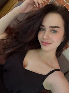 Quiet_luxury Public Εικόνα 7