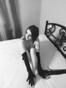 MieshaMorrison Public รูป  3