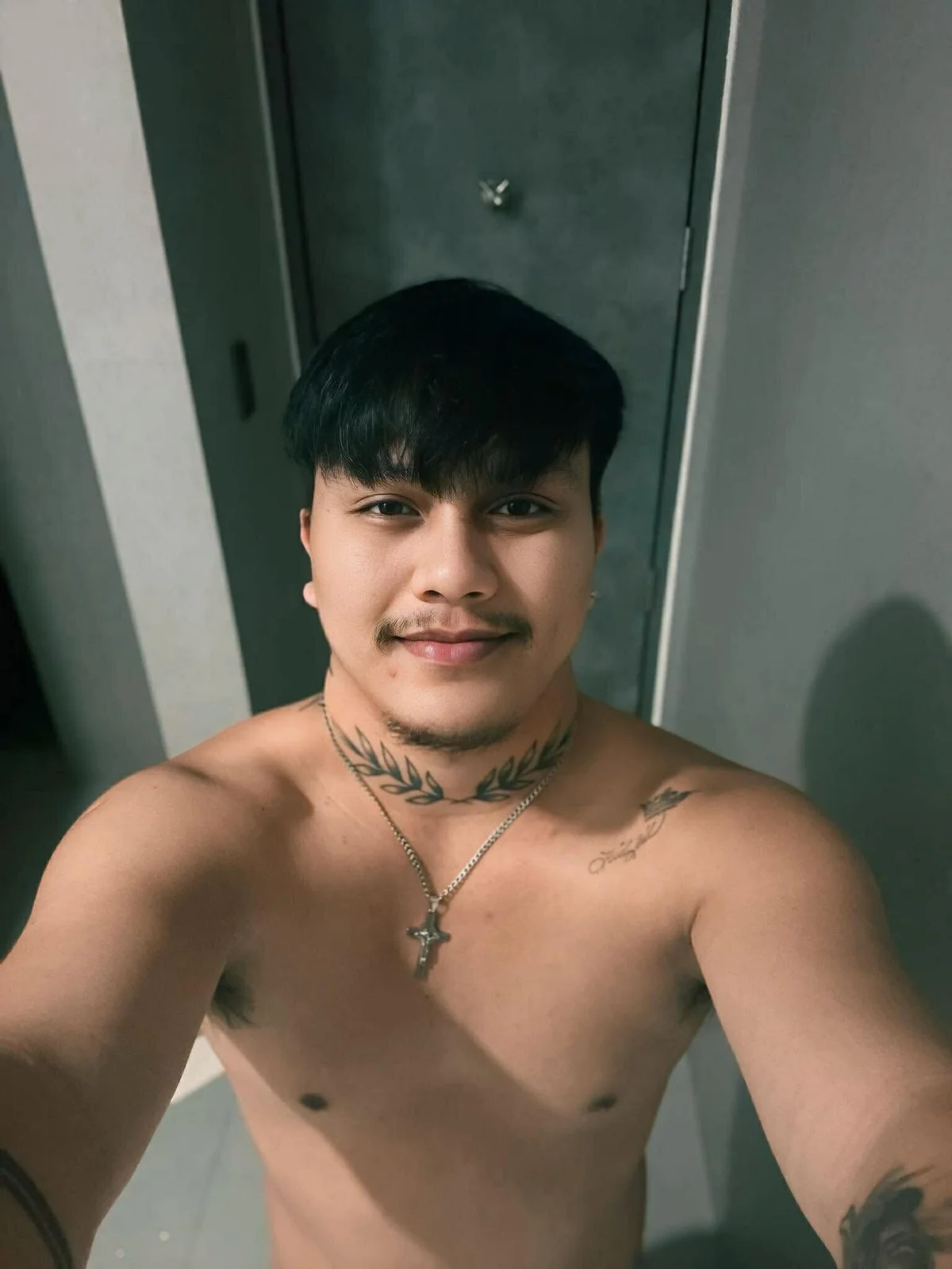 Ashtonfuckingboi Image populaire  7041