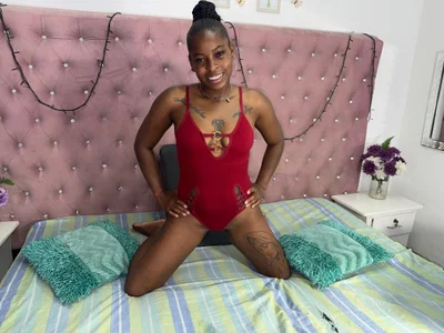 SophiaBrownxPublic Bild 6