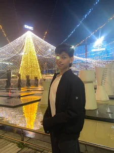 Ezra_Storm Public Pic 3