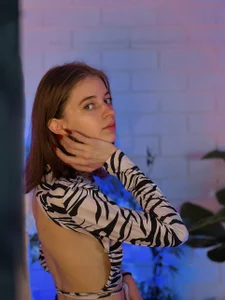 TinaDavil Public  3টি ছবি