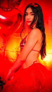 Cameron_Hearts Love and Friendship 2025 💘💘💘 Immagine  9