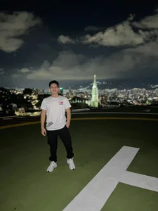 JhosuaVegaのMEの 4枚の写真