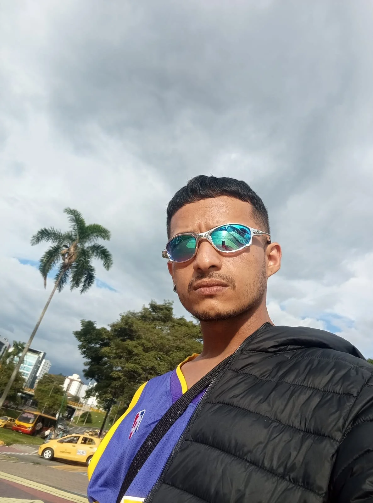 Foto em tendência de TurnerStar 1825