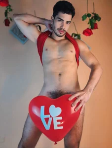 Tommy_John kullanıcısının Happy Valentine's Day albümü -  2 fotoğraf