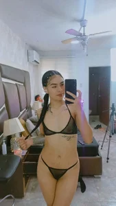 NicoleEsposito its me Pic