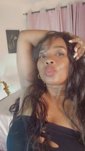 Shaira__69 Public Pic