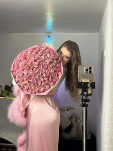 SugarMuseのDoes this color suit me?の 2枚の写真