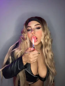 MarianaPradax Public Pic 4