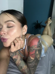 Selena_G69 NOVEMBER EDITION - A Quick Selfie! Immagine  5