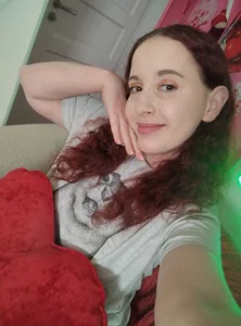 AnnaAvanna 💗  2টি ছবি