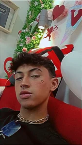 Allen_Starck do you like my eyes? Pic