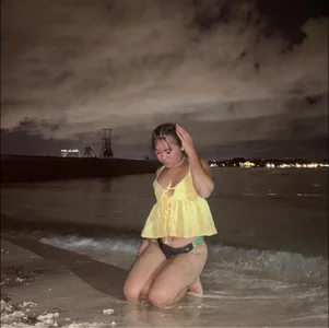 hoely_karrie Public Pic