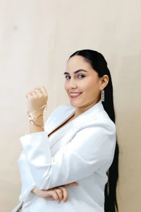 Dear_Hanna Public Pic 4