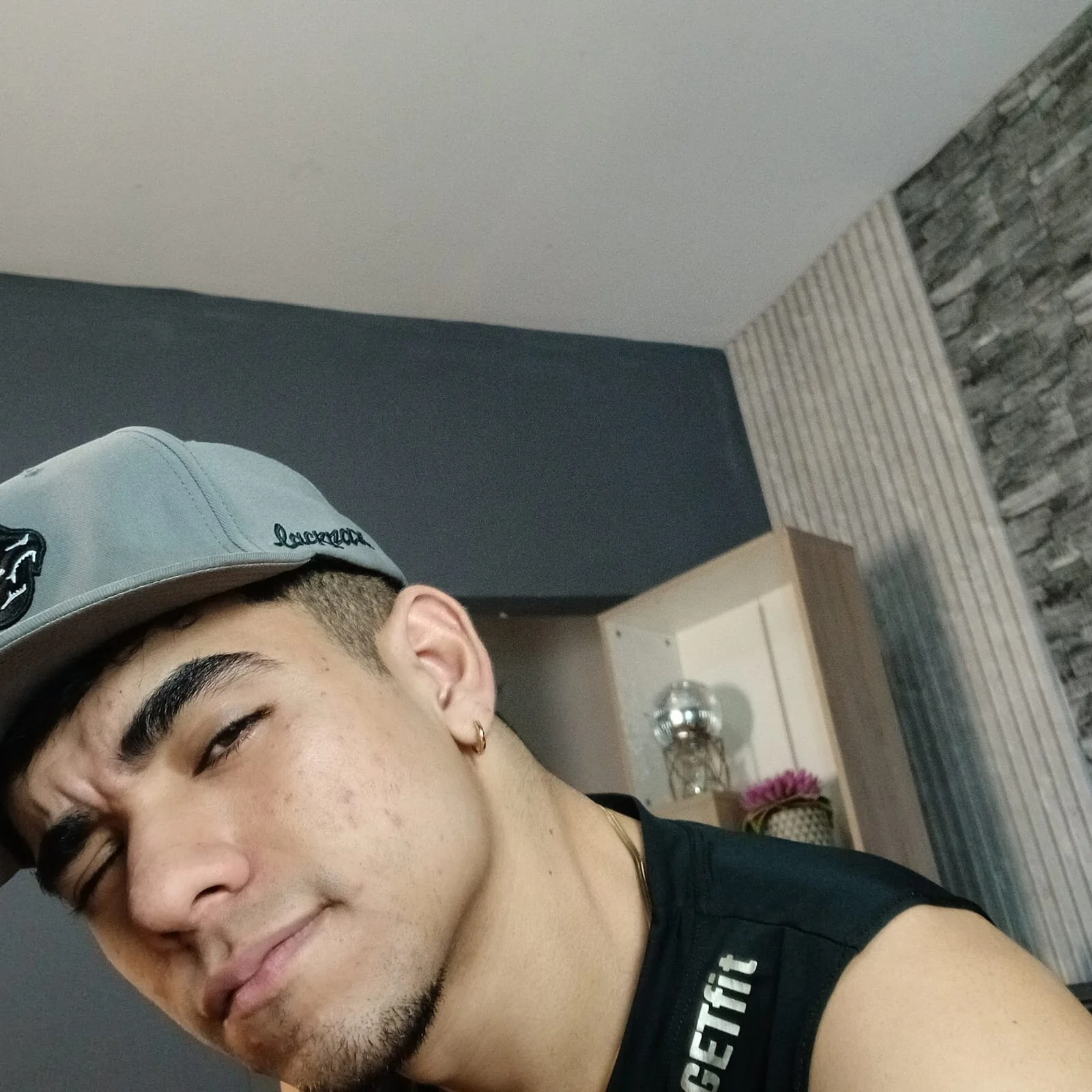 zack_joness18 Public Εικόνα 2