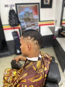 dilan_alfonzo: My hair cut 💈🔥 ( 7 фото)