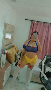 hillary_uckerman_ Public 圖片 4