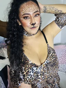 Madissonkings_ Halloween 🎃 2025 Pic 3