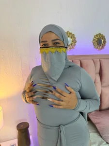 amira_farahh Public Pic 2