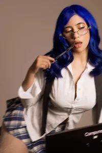 ReiAyanamy SEXY BLUE HAIR SECRETARY 😈💙 Pic 2