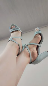 Cumtroller69: Public ( 4 фото)