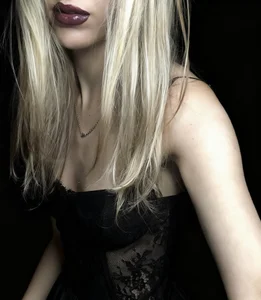 poisoninthespacePublic Bild 2