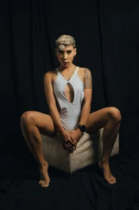 MiaMorgan_ Public Foto 2