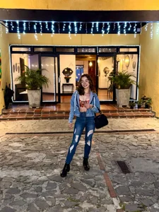 Sophiaa_Gomez Relax with me👑💕 Pic 2