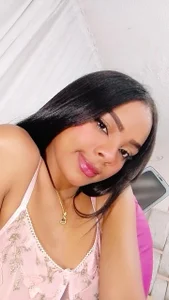 KOURTNEY-- casual Foto 5