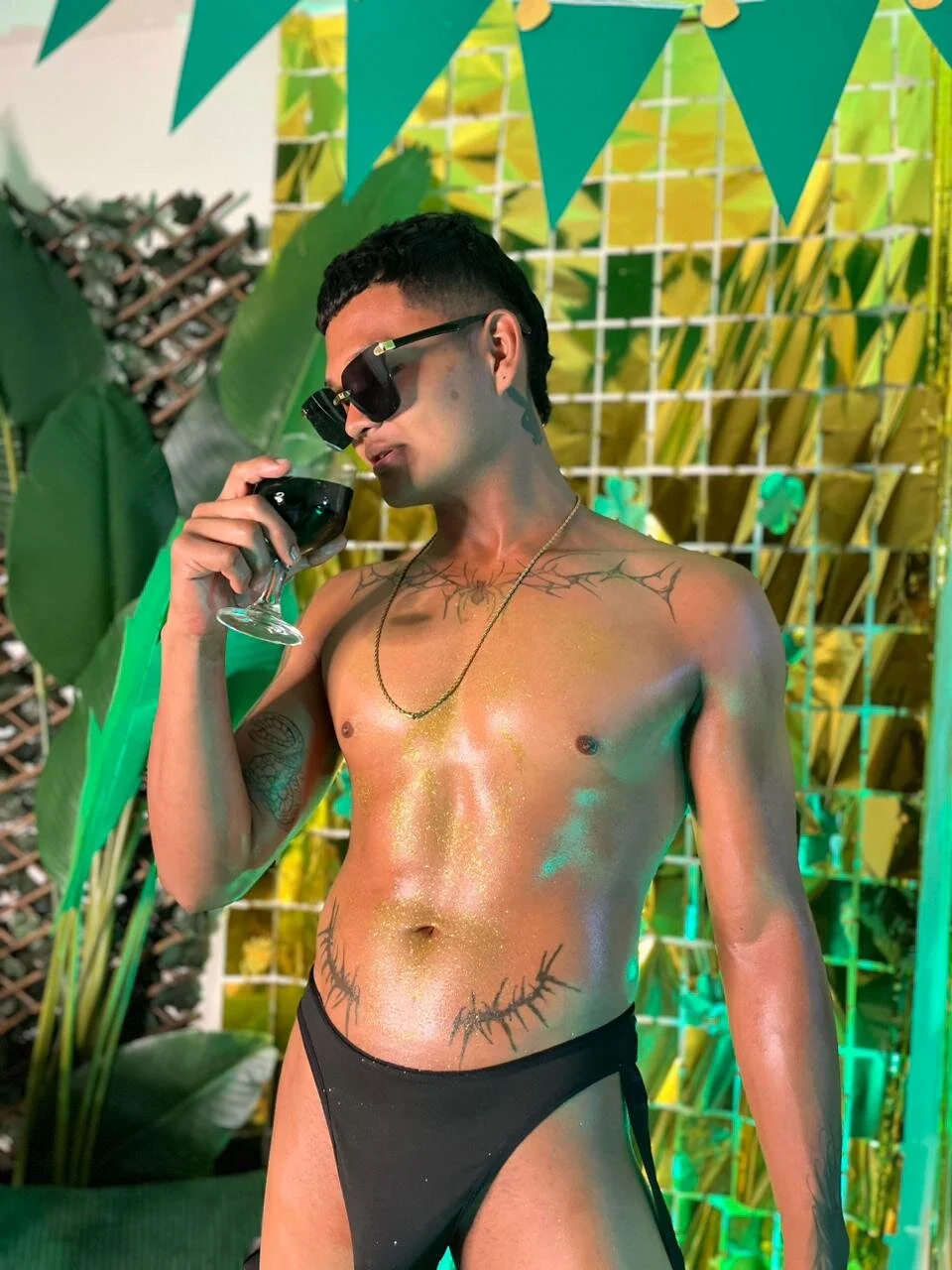 Ảnh Thịnh Hành của AndrewKenoxx_ 4897